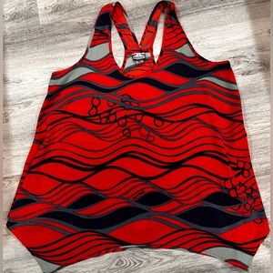 ❤️‍🔥SOLD❤️‍🔥 Vibrant & Flowy Manuhealii Top. Perfect for many occasions.